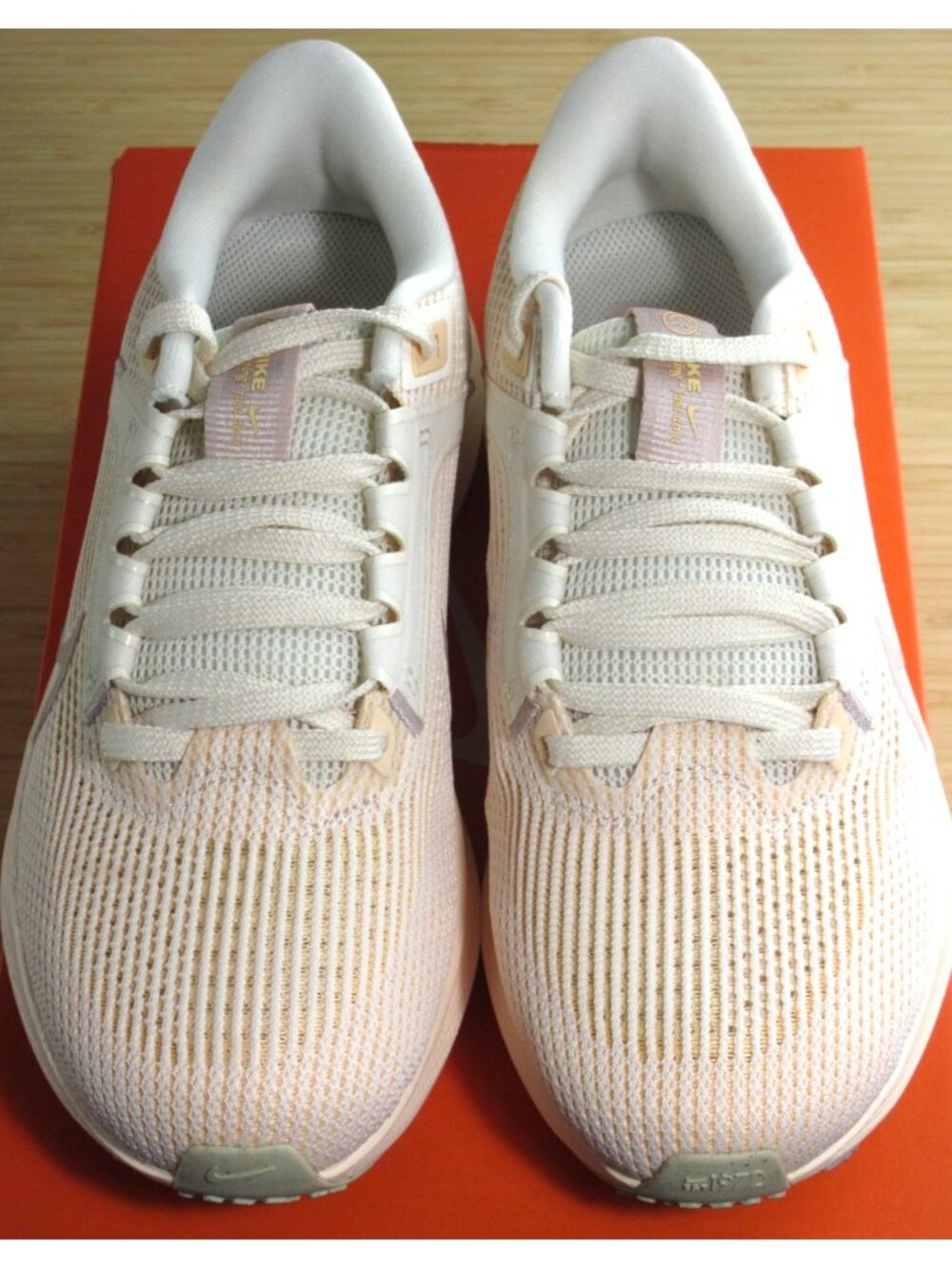 Women's Nike Air Zoom Pegasus 40 Running Shoes Pale Ivory Peach Pink Size 7 NIB - Picture 3 of 7